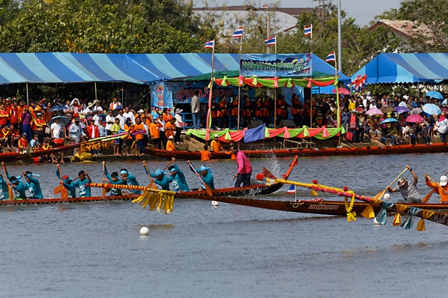 Phimai boat races-2013-006